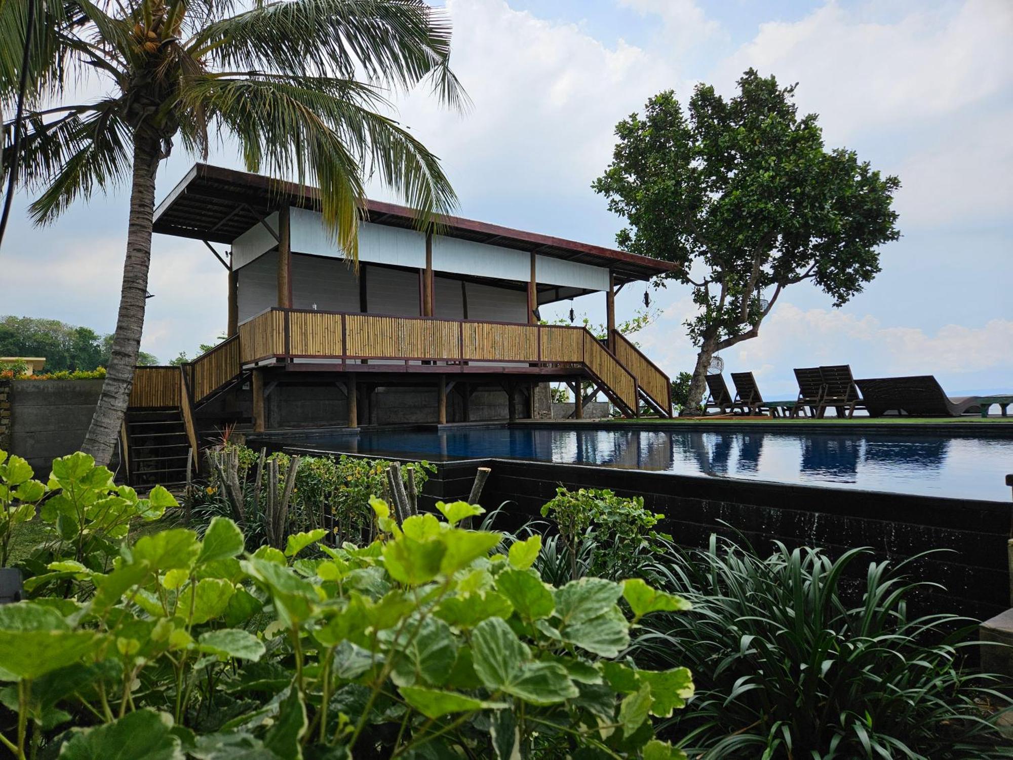 Sunsethouse Lombok Hotel Mangsit Kültér fotó