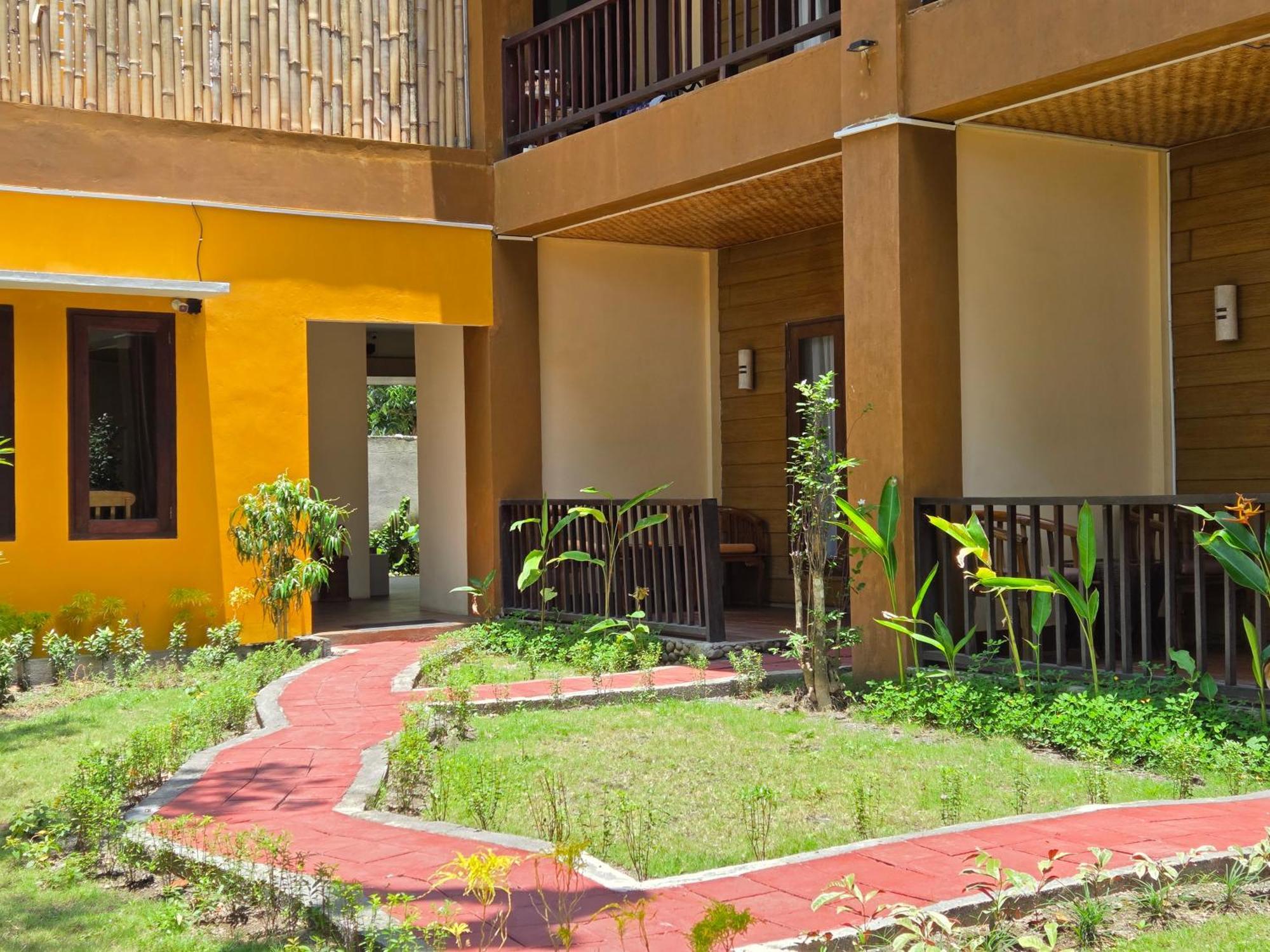 Sunsethouse Lombok Hotel Mangsit Kültér fotó