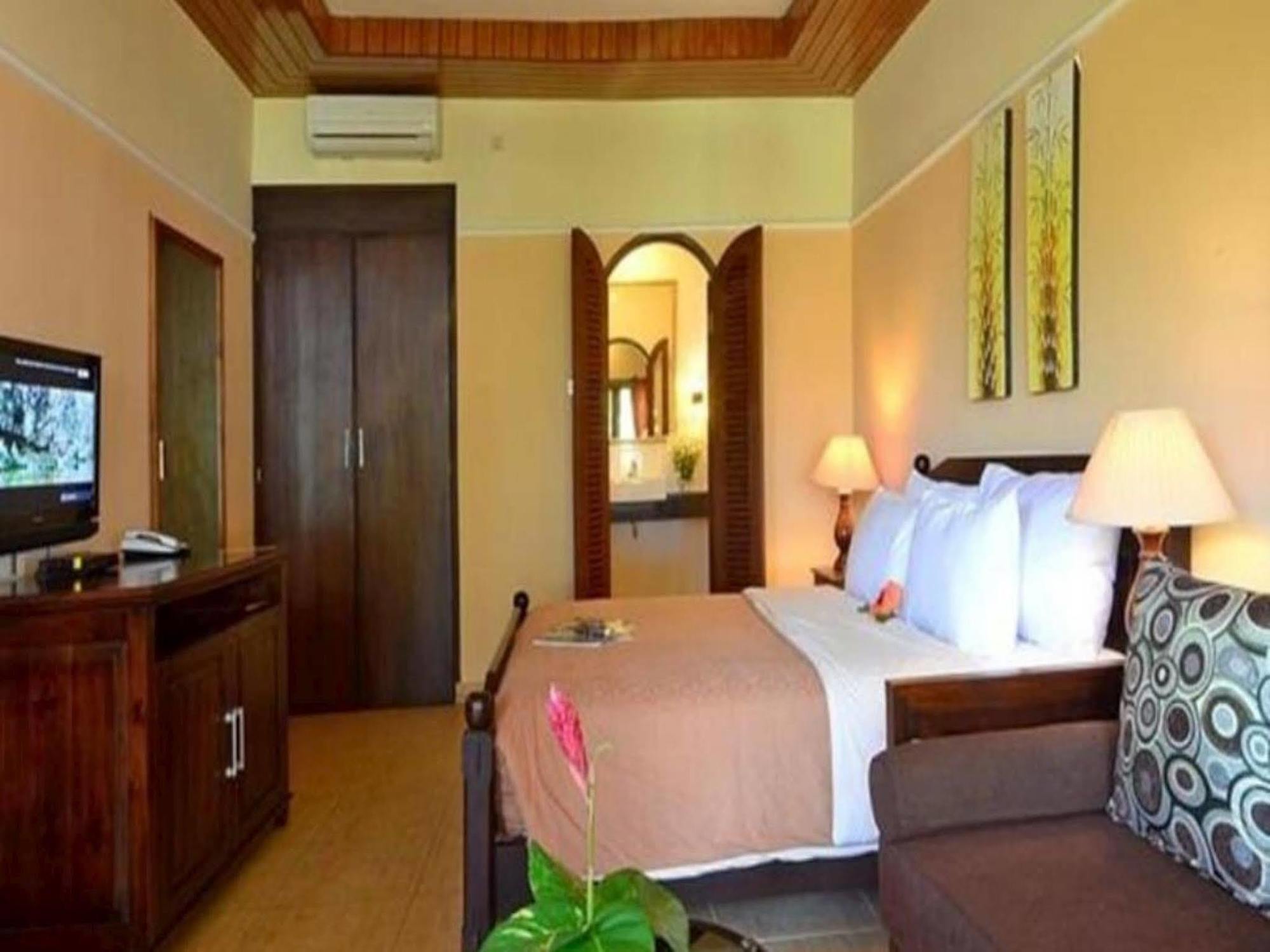 Sunsethouse Lombok Hotel Mangsit Kültér fotó